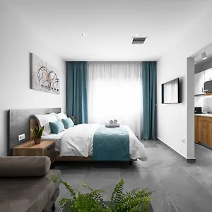 Factory Inn, Nilie Hospitality Mgmt דירה