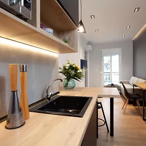 Spade Elegant , Θεσσαλονίκη Ελλάδα